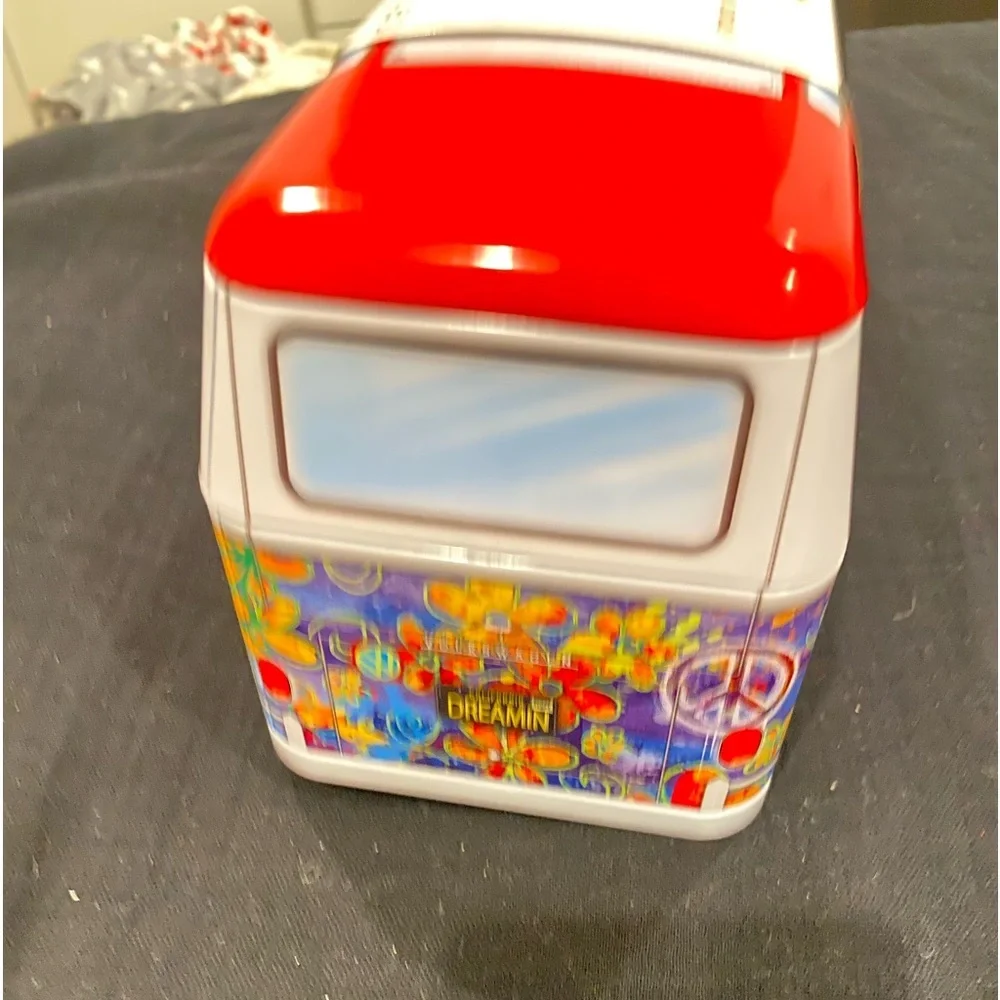 GROOVY VW bus puzzle in COLLECTABLE tin- see pic for all the details! Family FUN - Picture 12 of 12